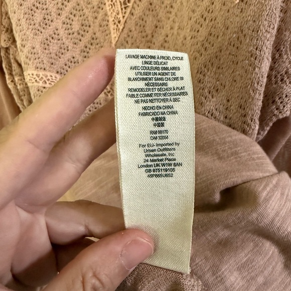 Free People Pink Pleated Smocked Blouse Size M - Picture 9 of 9